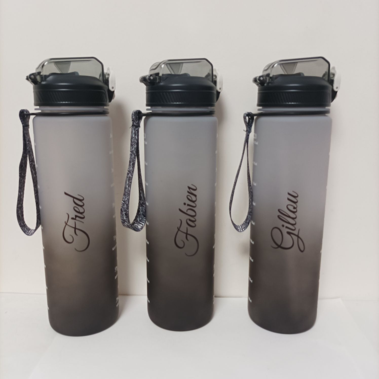Bottiglia estiva fai da te LOG - Outdoor Sport Name recensione e prezzo
